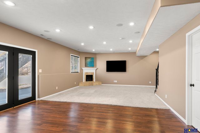 8020 S 58th Street, Lincoln, NE 68516