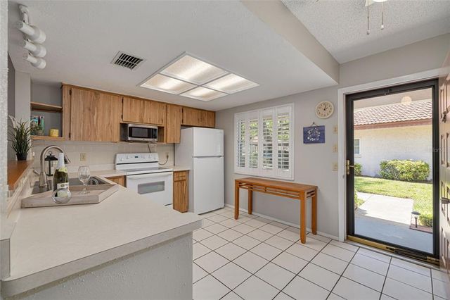 1201 MONTROSE PLACE, Dunedin, FL 34698
