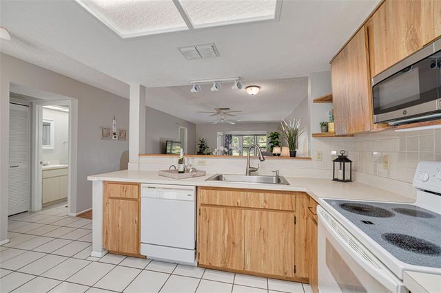 1201 MONTROSE PLACE, Dunedin, FL 34698