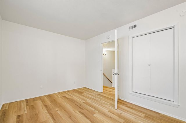 2413 Leon ST 104, Austin, TX 78705