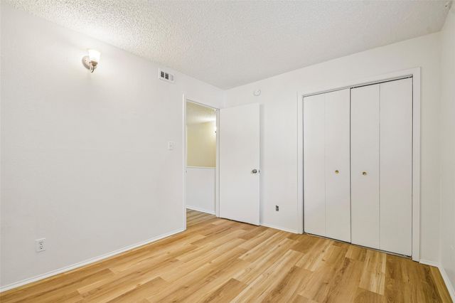 2413 Leon ST 104, Austin, TX 78705