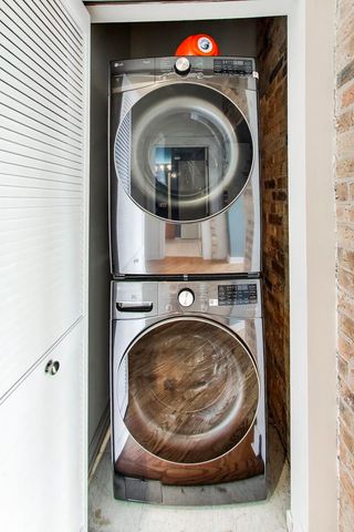 1400 N Milwaukee Avenue 305, Chicago, IL 60622