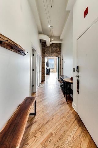 1400 N Milwaukee Avenue 305, Chicago, IL 60622