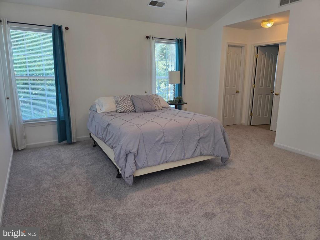 Image 15 of property listing at 7902 ROSEBUD CT, Severn, MD 21144