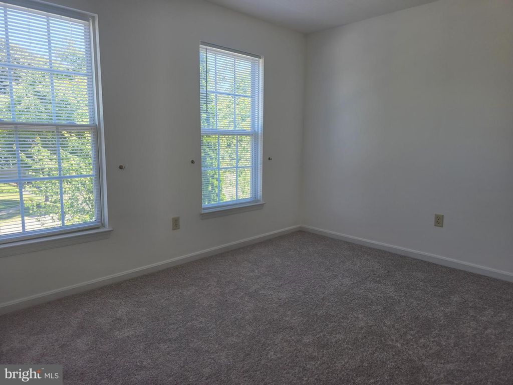 Image 21 of property listing at 7902 ROSEBUD CT, Severn, MD 21144