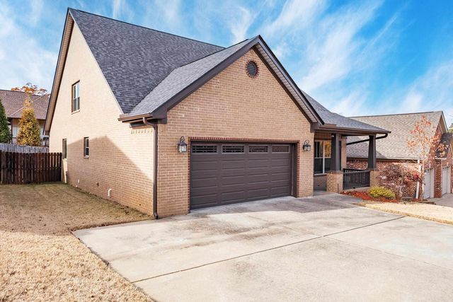 7413 Peach Blossom Avenue, Benton, AR 72019