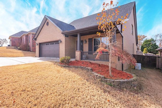 7413 Peach Blossom Avenue, Benton, AR 72019
