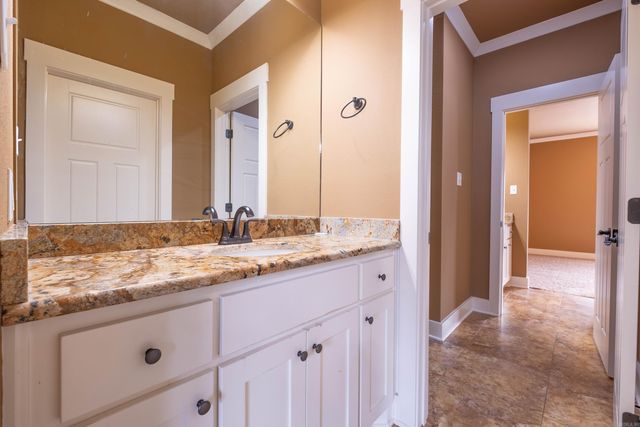 7413 Peach Blossom Avenue, Benton, AR 72019