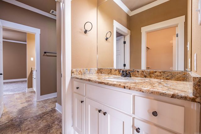 7413 Peach Blossom Avenue, Benton, AR 72019