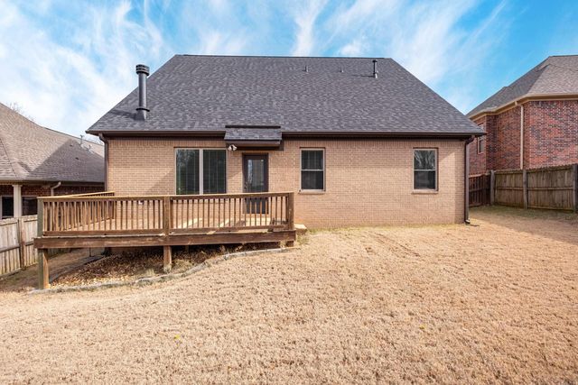 7413 Peach Blossom Avenue, Benton, AR 72019