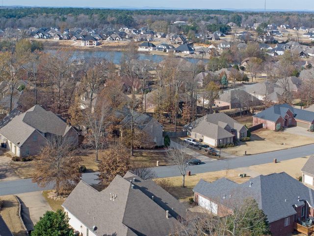 7413 Peach Blossom Avenue, Benton, AR 72019