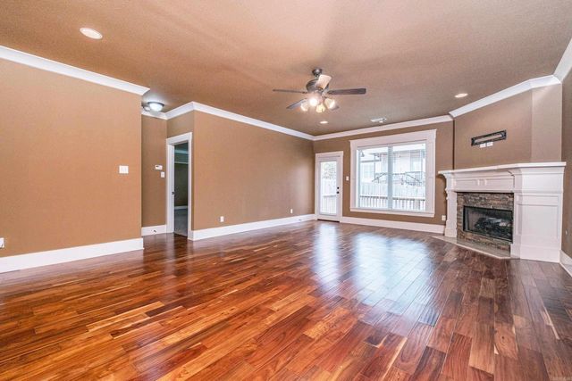 7413 Peach Blossom Avenue, Benton, AR 72019