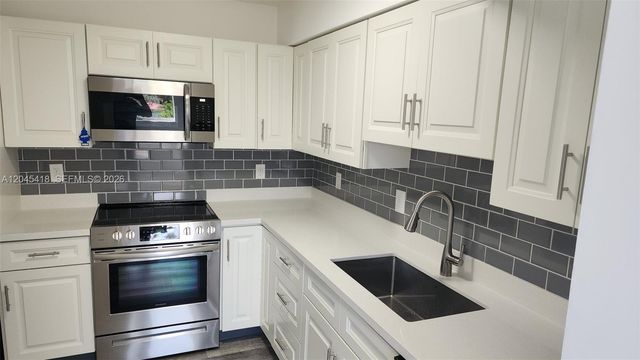 1075 93rd Street 304, Bay Harbor Islands, FL 33154
