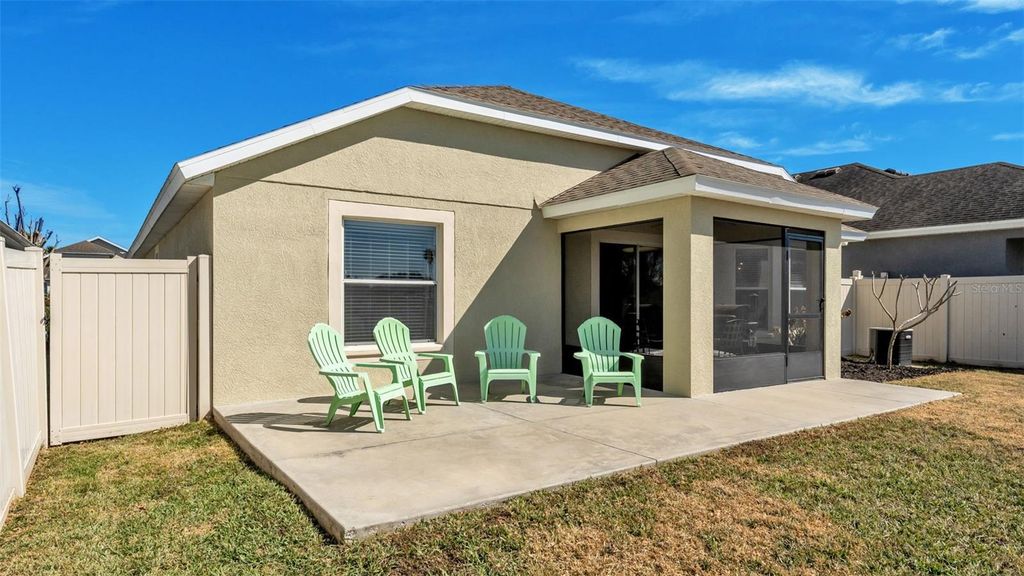 Image 31 of property listing at 2447 LADOGA DRIVE, Lakeland, FL 33805