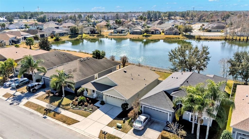 Image 40 of property listing at 2447 LADOGA DRIVE, Lakeland, FL 33805