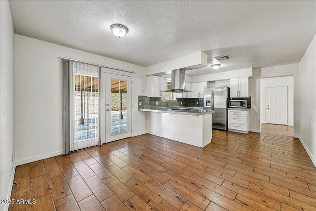 720 E BROADWAY Lane, Tempe, AZ 85282