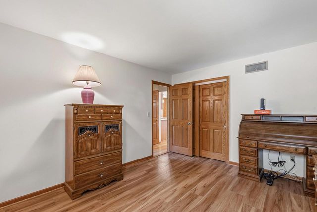 4264 Kennedy CIRCLE S, Colgate, WI 53017