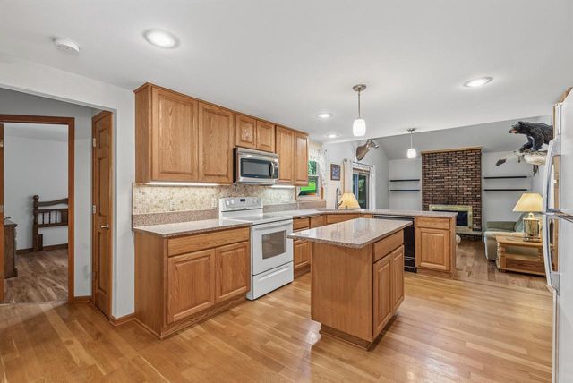 4264 Kennedy CIRCLE S, Colgate, WI 53017