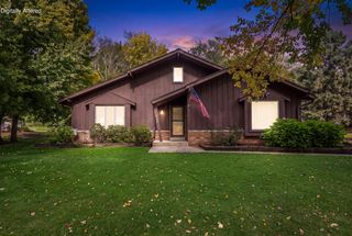 4264 Kennedy CIRCLE S, Colgate, WI 53017