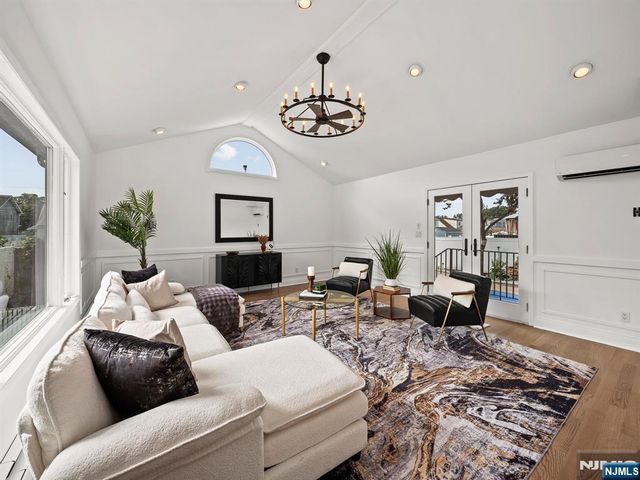 126 Skillman Terrace, Saddle Brook, NJ 07663