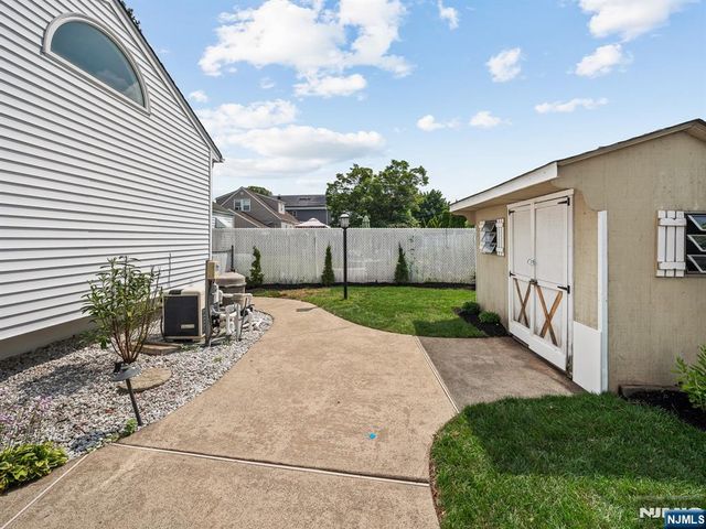 126 Skillman Terrace, Saddle Brook, NJ 07663