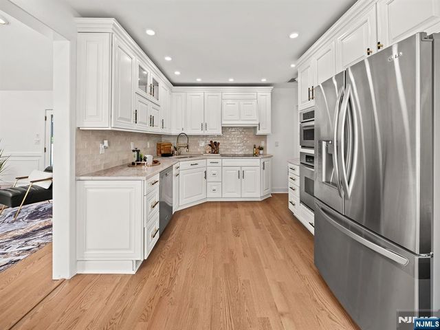 126 Skillman Terrace, Saddle Brook, NJ 07663