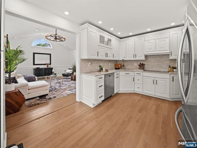 126 Skillman Terrace, Saddle Brook, NJ 07663