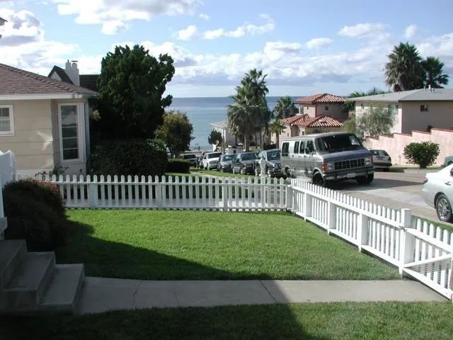 307 Rosemont, La Jolla, CA 92037