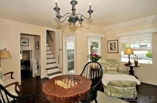 307 Rosemont, La Jolla, CA 92037