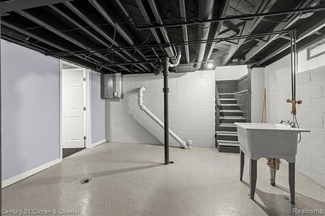 53 W Charlotte Street, Ecorse, MI 48229