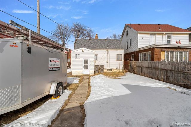 53 W Charlotte Street, Ecorse, MI 48229