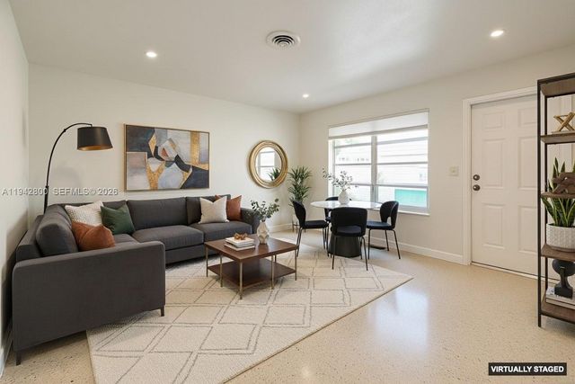 2441 NW 9th Ter, Wilton Manors, FL 33311