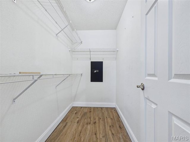 809 Glen Crossing Road, Glen Carbon, IL 62034