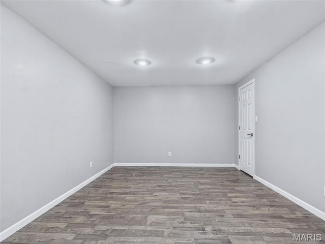 809 Glen Crossing Road, Glen Carbon, IL 62034