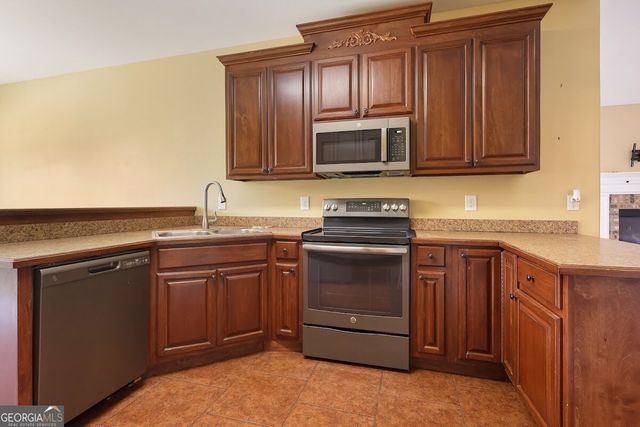 124 Magnolia Farms Drive, Milner, GA 30257