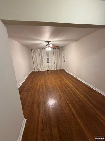 26-02 High Street, Fair Lawn, NJ 07410