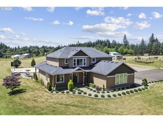 32116 Ne 82ND Ave, La Center, WA 98629