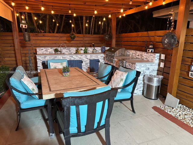 9412 SW 127th Ave 0, Miami, FL 33186