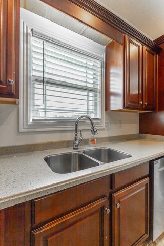 604 Kailors Cove Circle, Ringgold, GA 30736