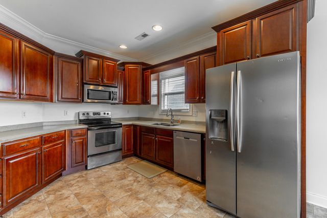 604 Kailors Cove Circle, Ringgold, GA 30736