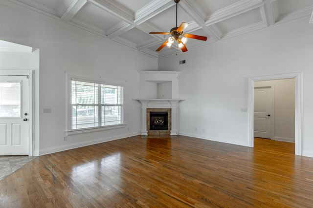 604 Kailors Cove Circle, Ringgold, GA 30736