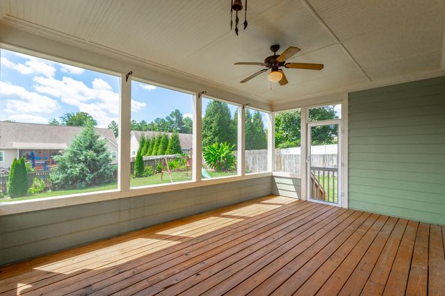 604 Kailors Cove Circle, Ringgold, GA 30736