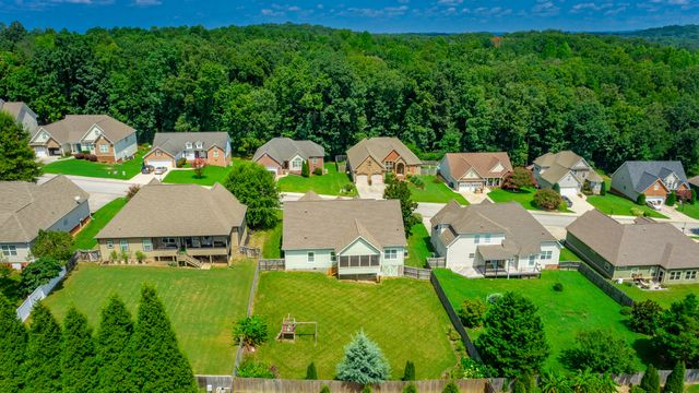604 Kailors Cove Circle, Ringgold, GA 30736