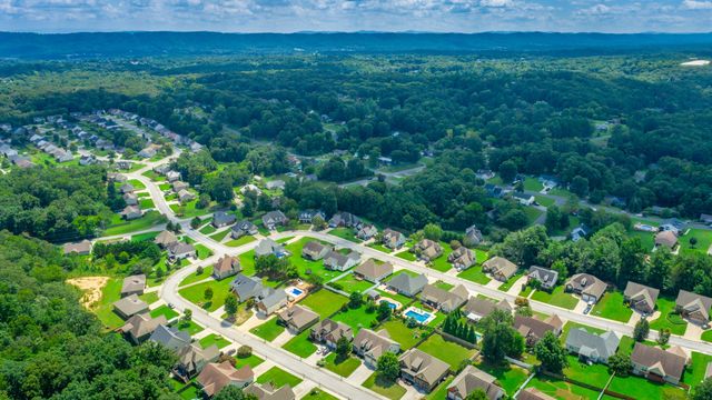604 Kailors Cove Circle, Ringgold, GA 30736