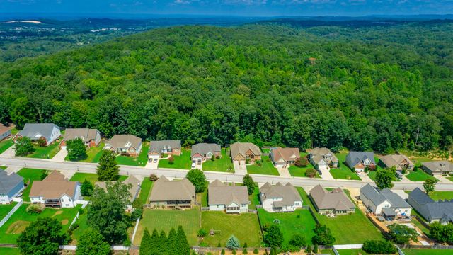 604 Kailors Cove Circle, Ringgold, GA 30736