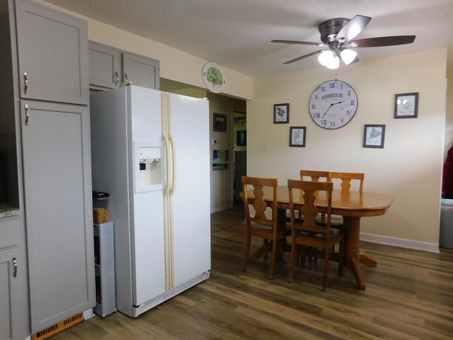 707 212th Street, Dyer, IN 46311