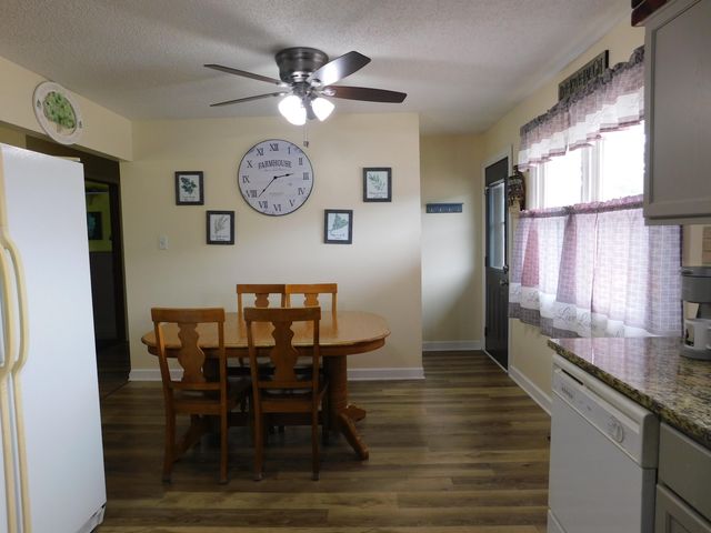 707 212th Street, Dyer, IN 46311