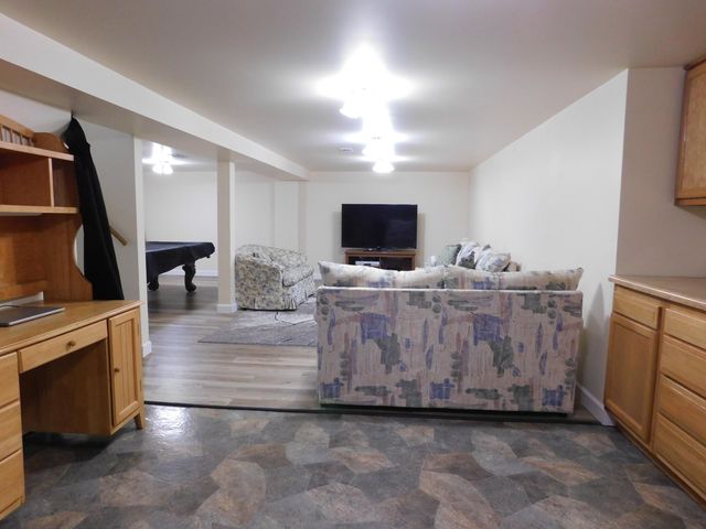 707 212th Street, Dyer, IN 46311