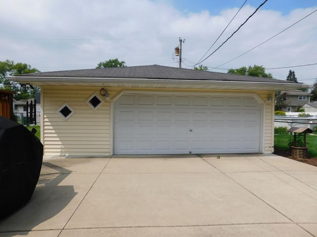 707 212th Street, Dyer, IN 46311