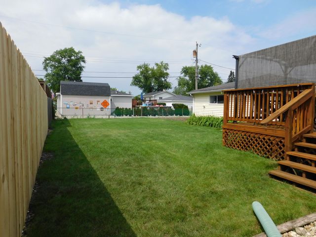 707 212th Street, Dyer, IN 46311
